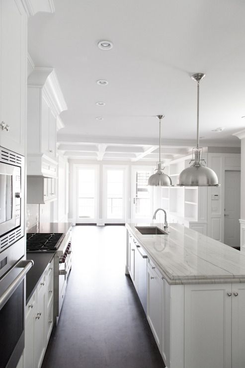 The Straight-Line (Single-Wall) Kitchen